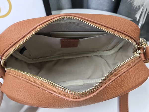 激安グッチバッグコピー着用イメージ